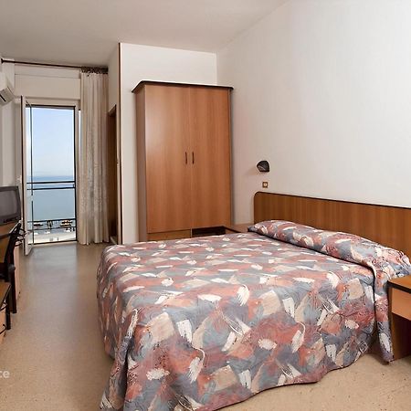 Hotel Royal-Spiaggia Gatteo a Mare Kültér fotó