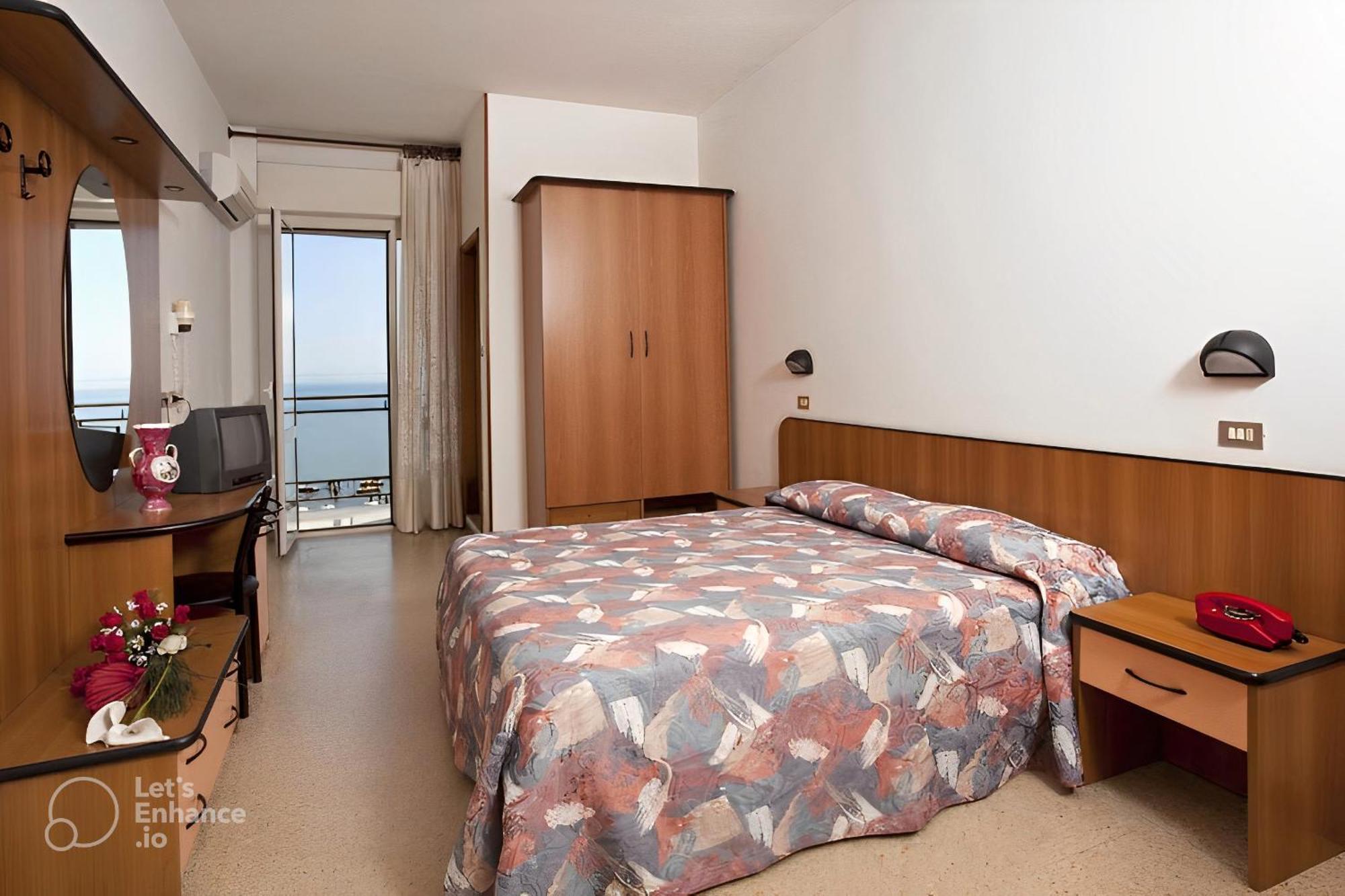 Hotel Royal-Spiaggia Gatteo a Mare Kültér fotó
